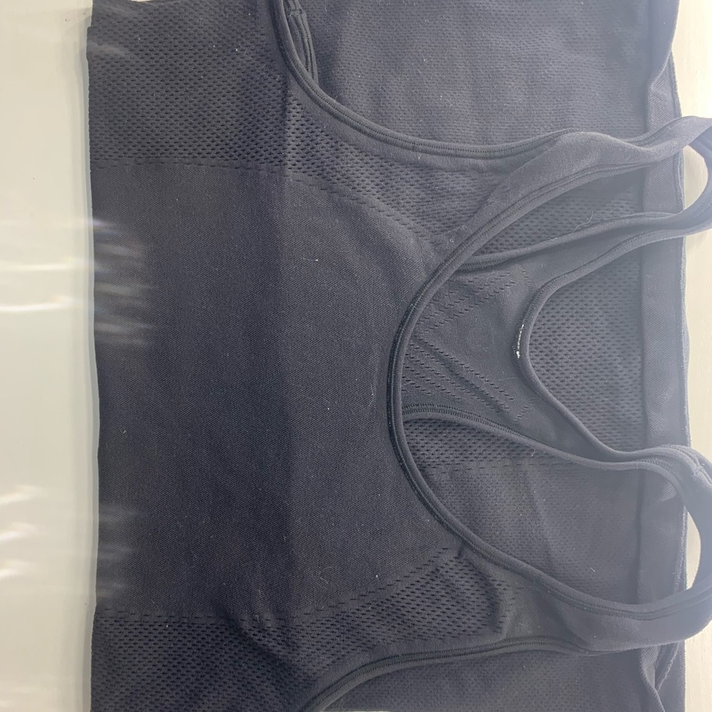 Black Lululemon racer back tank top
